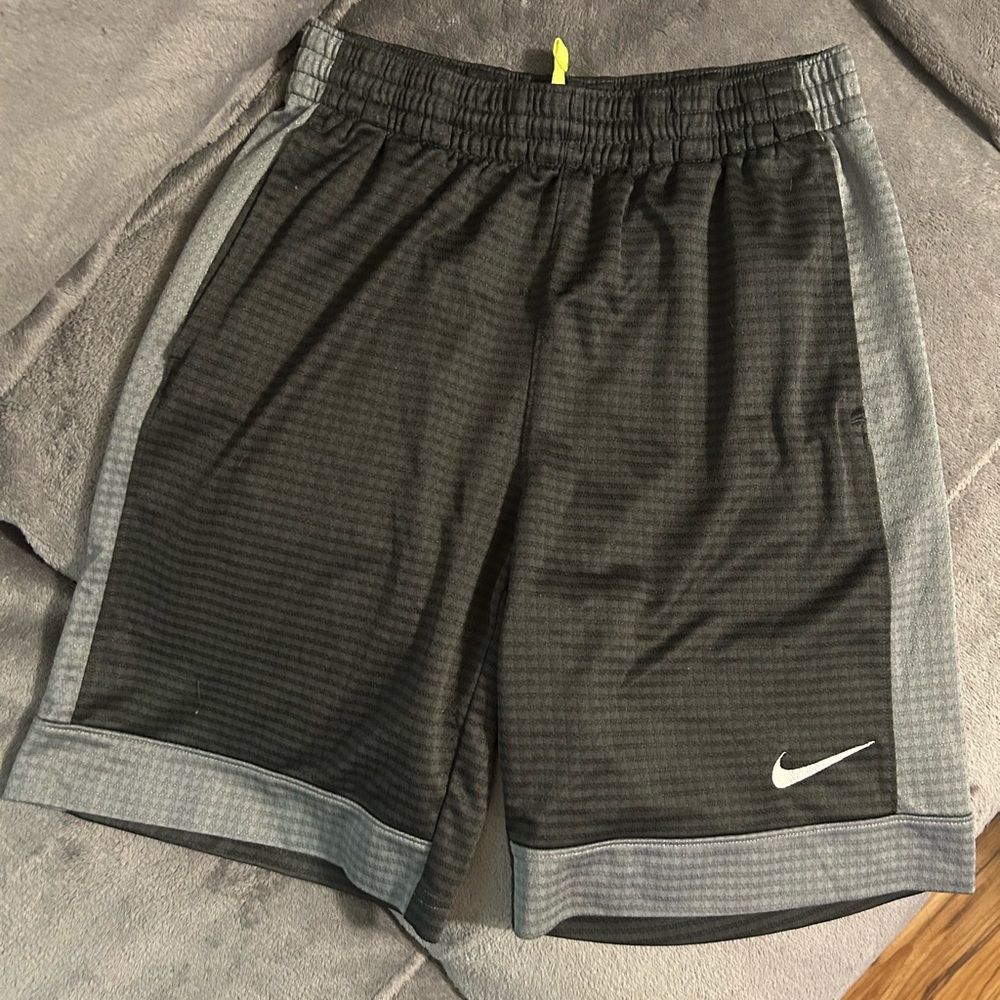 Boys Large Nike Black and Light Gray Basketball Shorts